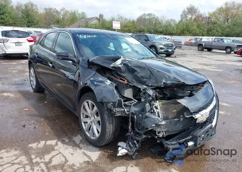 2015 Chevrolet Malibu 1Lz z USA, uszkodzony, nr VIN 1G11F5SL3FF312884